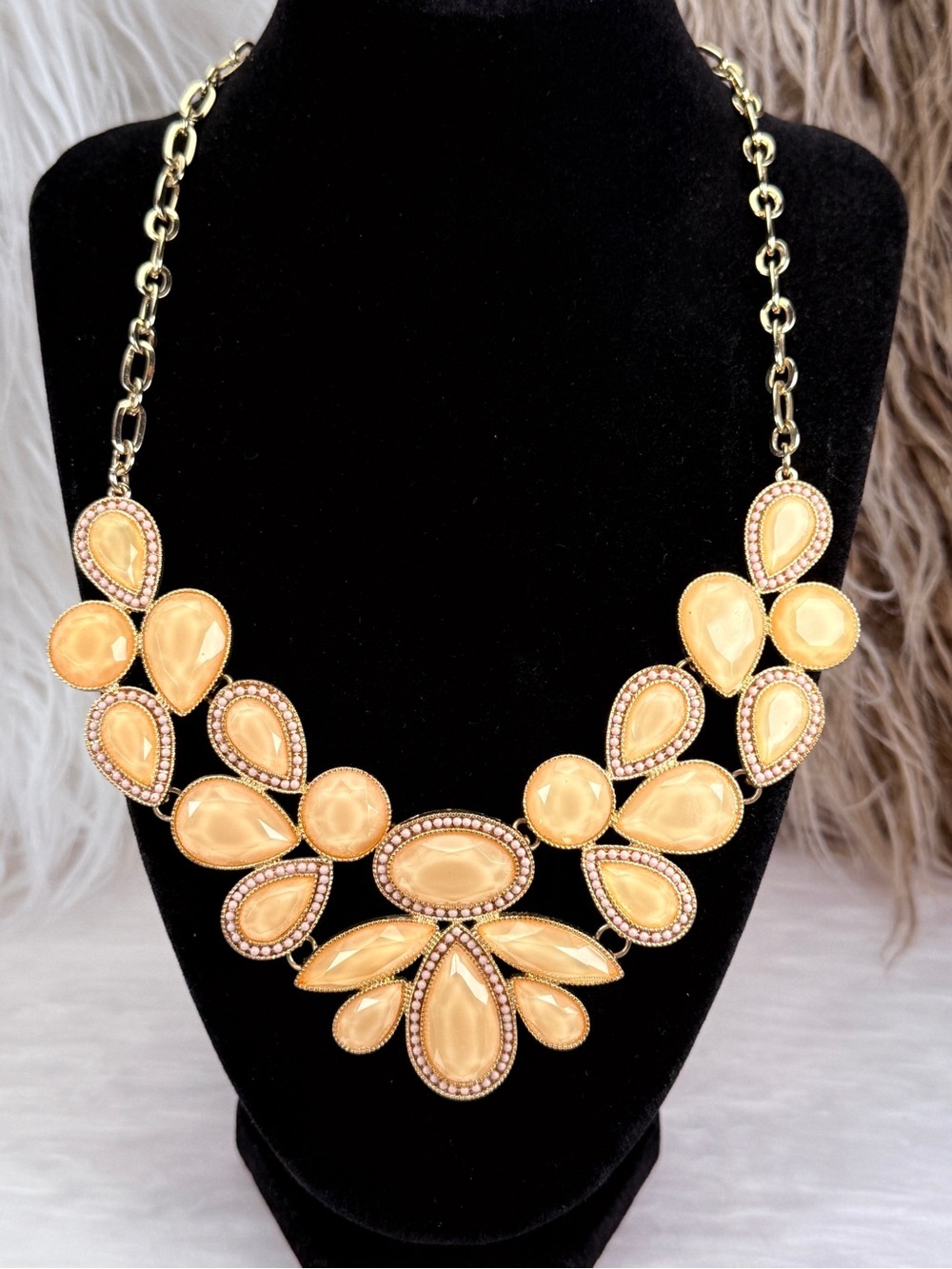 Statement Bib Necklace Peach Faceted Cabochon Gold Tone Beaded Collar